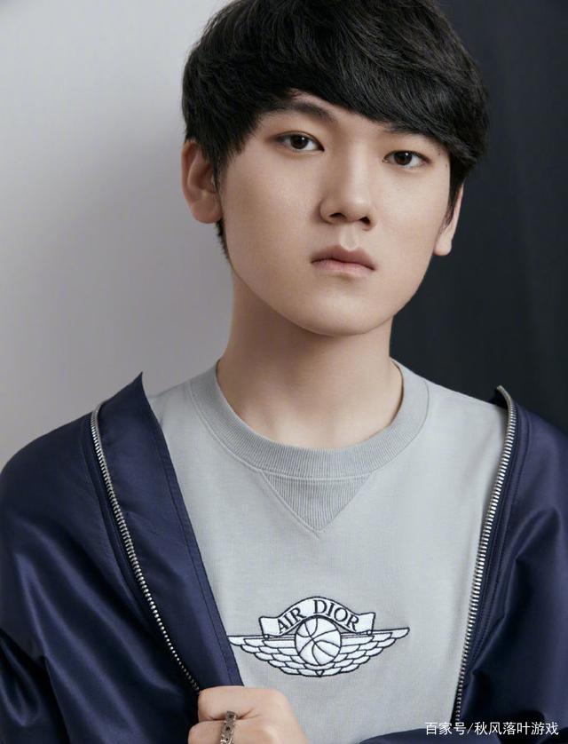 战歌起！Zhuo芮尔强势开四人 Rookie泽丽兜底 双方进决胜局