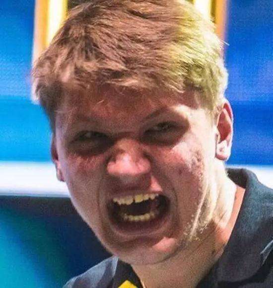 A队要寄？大腿k0nfig因脚踝骨折缺席RMR赛事